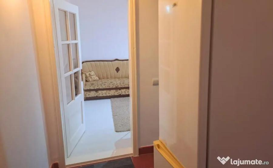 Apartament 2 camere, 42 mp, zona Hotvon - 10