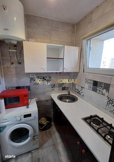 Garsoniera de vanzare | Titan | Metrou | bloc reabilitat | confort 2 - 4