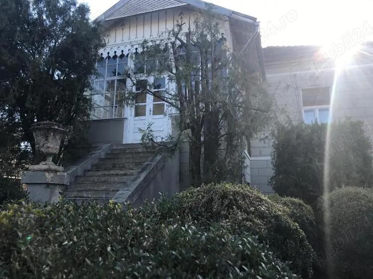 De vanzare vila Cuvin - 6