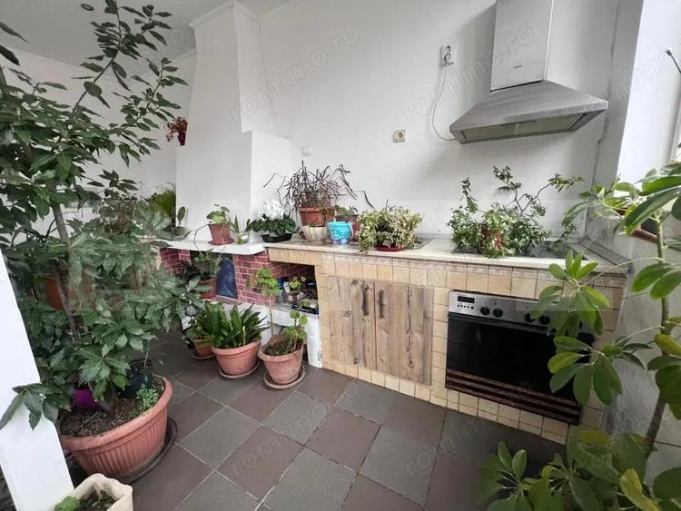 Casa tip duplex 272 mp utili, 9 camere - 9