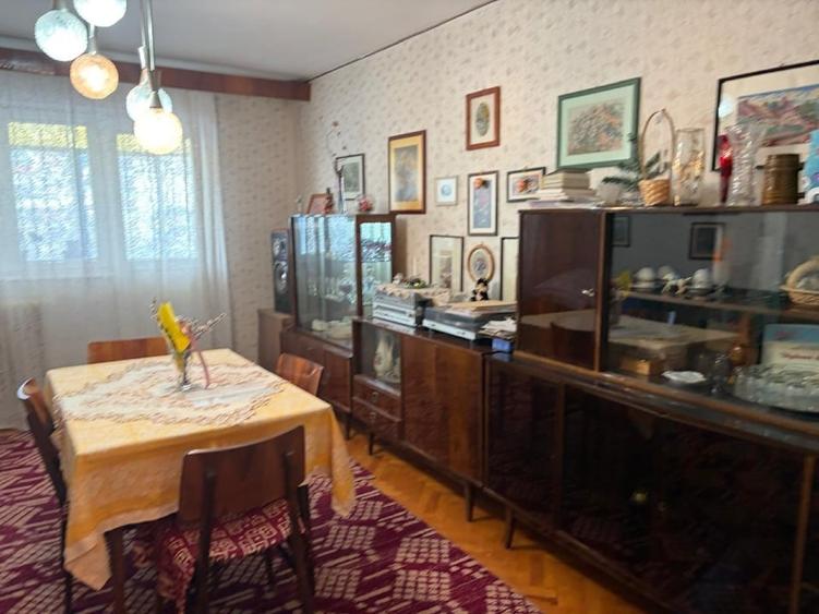 Vând apartament 3 camere, negociabil - 1