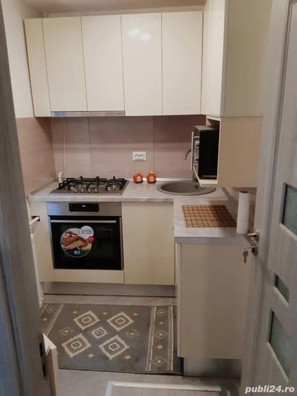 Garsoniera McDonald's central - 1