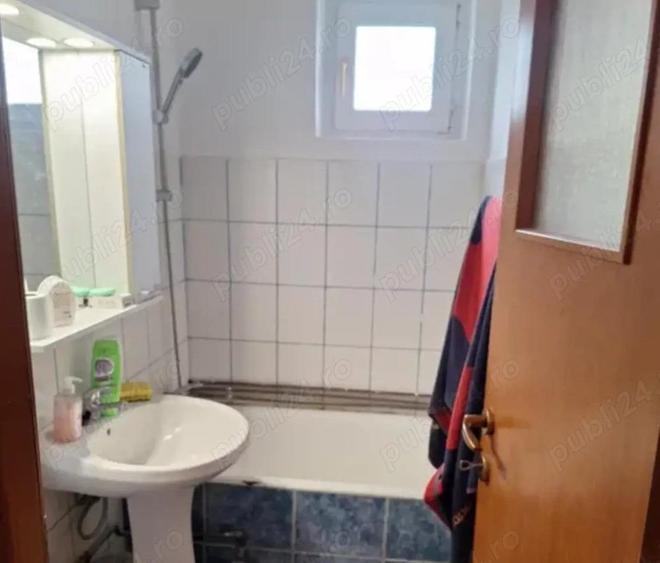 Apartament 2 camere decomandat, zona Rulmentul - 1