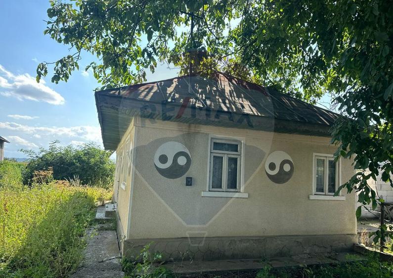 Teren intravilan 3.765 mp cu casa Bode?ti de Jos - 3