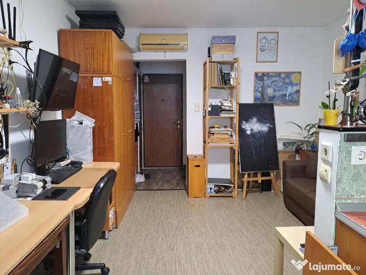 Garsoniera semidecomandata zona Piata Astra. - 10