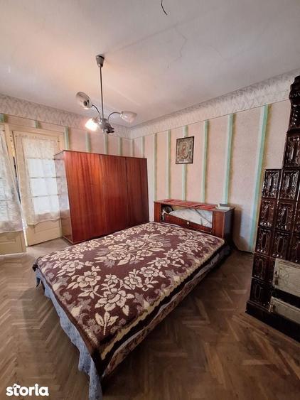 Casa 6 camere Frumusani teren 1341 mp caramida - 12