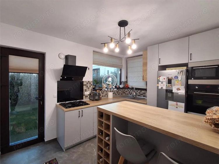 Vila deosebita Breazu,Padurea Marzesti,complet mobilata si utilata,curte amenajata,377mp teren - 3