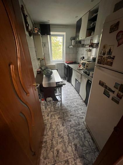 De vânzare – Apartament 3 camere, semi confort I - 6