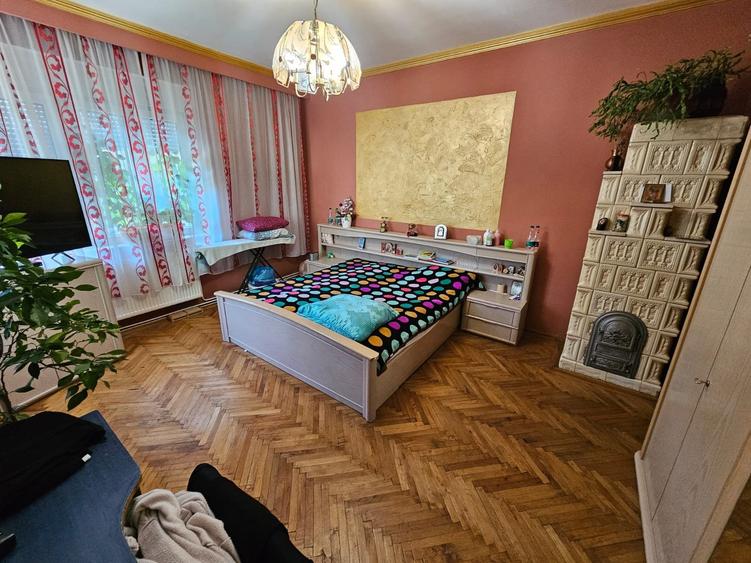 Casa ultracentrala zona Imparatul Traian - 15