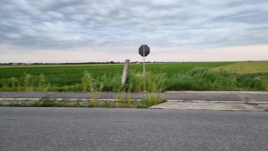 Teren de 4575 mp, în Filipeștii de Târg