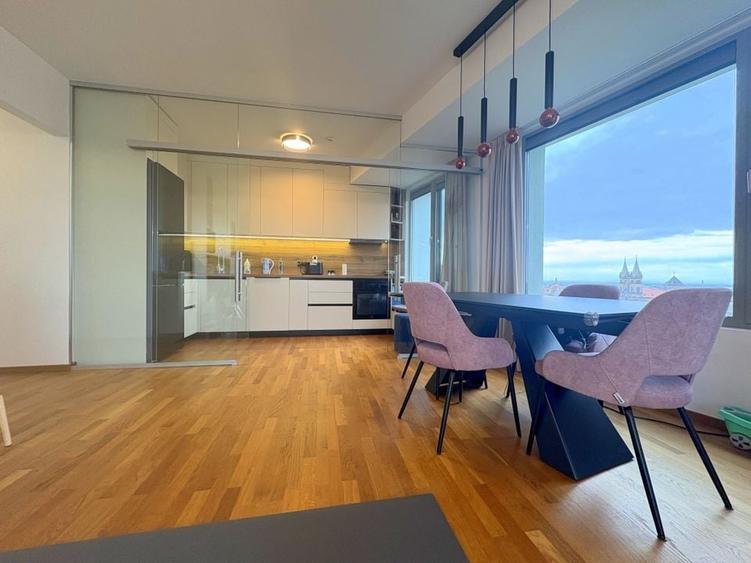 3 camere, mobilat, vedere panoramica, in zona Centrala - 1