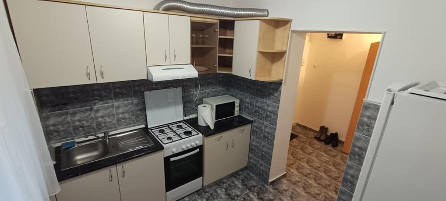 Chirie  apartament cu 2 camere - 9