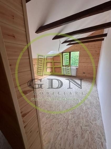 Duplex deosebit cu vedere panoramică spre munți și pădure – Tocile, Sadu - 11