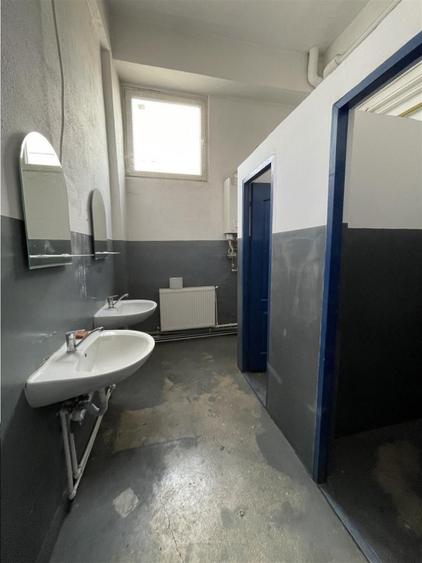 Hala industriala de inchiriat 614mp acces facil Piata 1 Mai. - 10