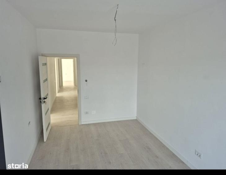 3 Camere zona Ostroveni - 11