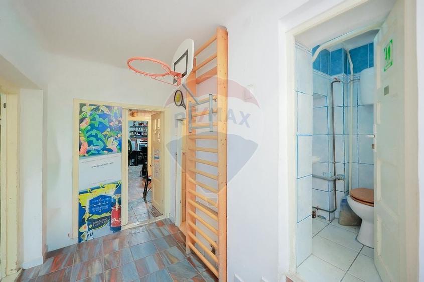 Spațiu comercial de vânzare situat ultracentral, str. George Enescu - 16