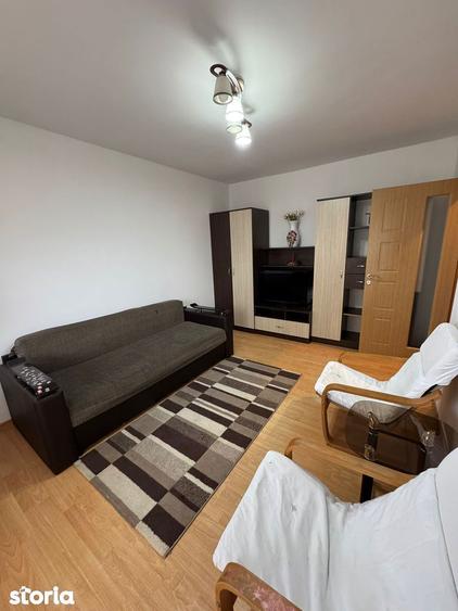 Apartament de inchiriat 4 camere, zona Tic-Tac - 1