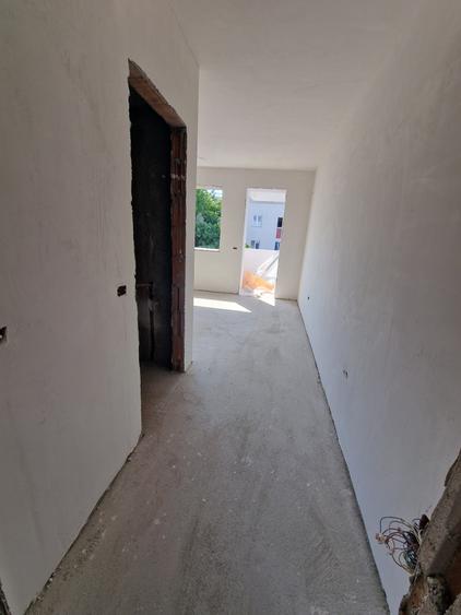 Apartament 4 camere Curte 65 mp Brancoveanu Bloc nou - 2