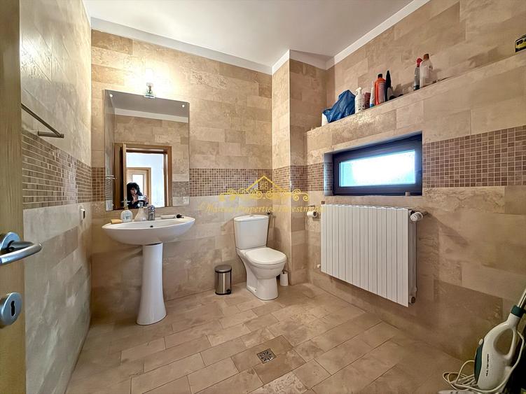 Vila 8 camere Cotroceni - Romniceanu - Panduri, curte proprie, renovatǎ - 4