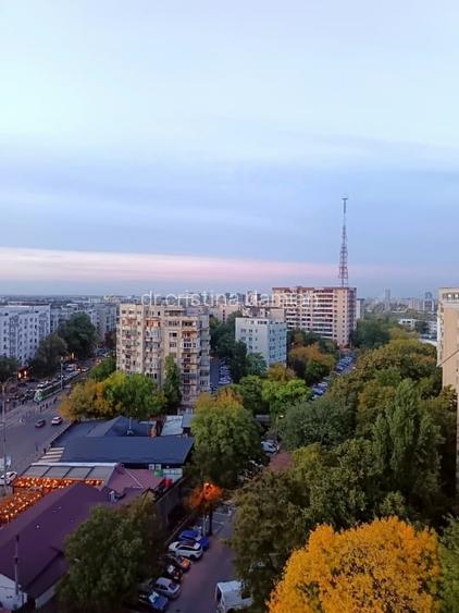 Apartament 3 camere | Metrou & Plaza România | Geam