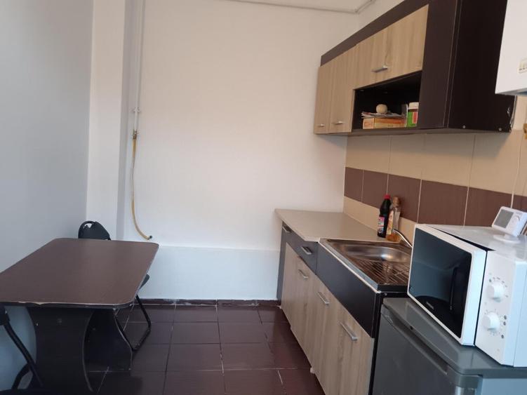 Al .Marasti, garsoniera/spatiu comercial - 1