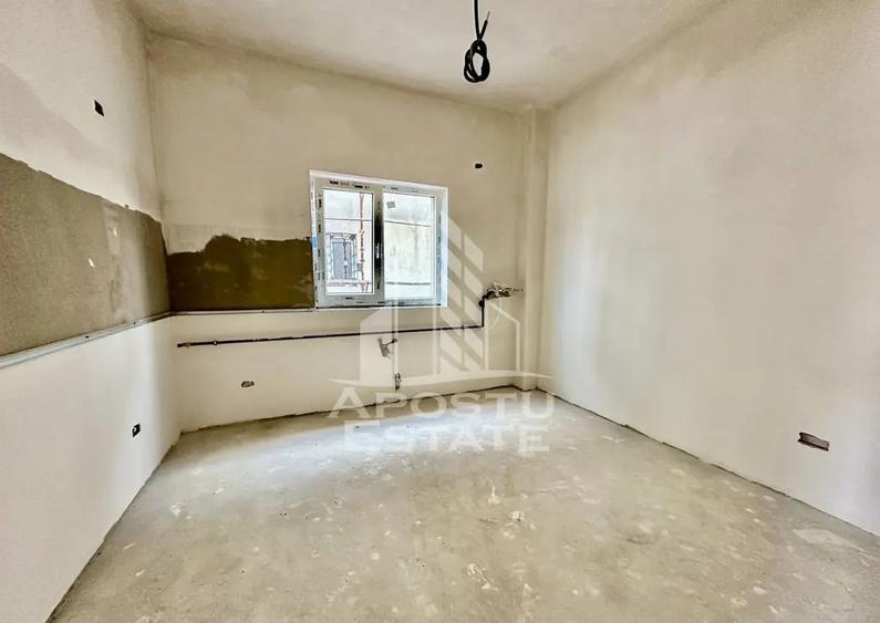 Duplex cu 5 camere in zona benzinariei Eso din Giroc - 12