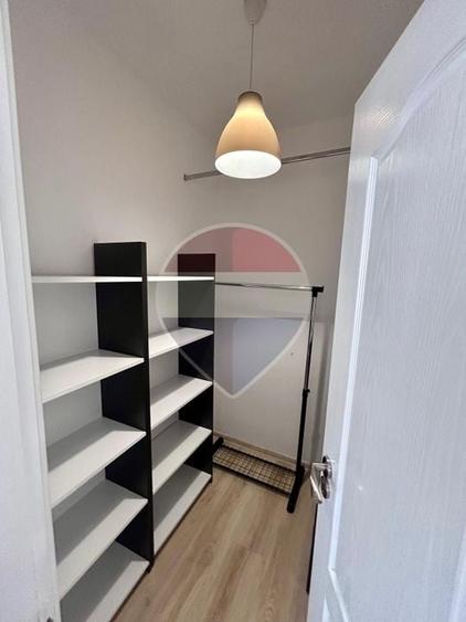 Apartament cu 2 camere decomandat, mobilat în Independenței