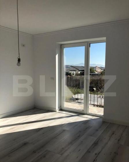 ???? Casa individuala de vanzare in Sanpetru 3 dorm - 6