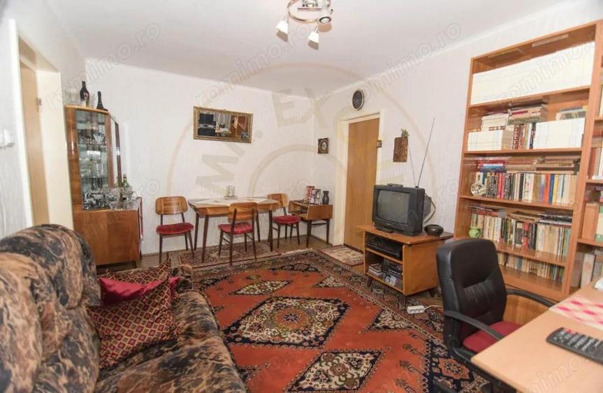 Apartament 3 camere Calea Bucuresti Etaj 1, Pitesti - 1