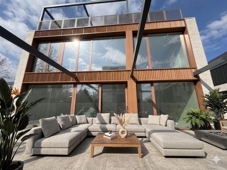 Vanzare - vila NOUA - 6 camere+curte - Iancu Nicolae-Pipera - 2