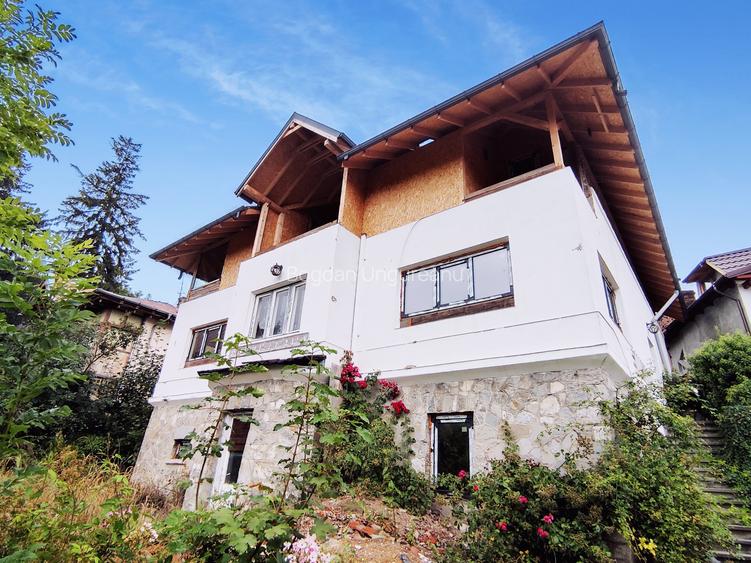 Sinaia / Peles - Vila D + P + M - 10 Camere - 260 mp utili - 700 mp teren