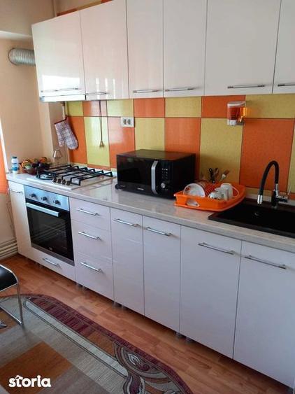 Inchiriez apartament 2 camere complet utilat Medgidia - 2