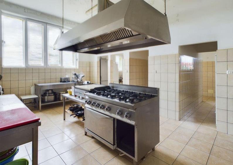 Pensiune in Arad (Vladimirescu) pe DN7 - 28