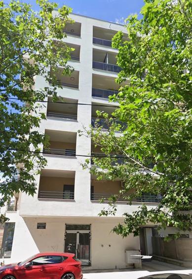 Spatiu comercial pretabil birou/cabinet stomatologic - 2