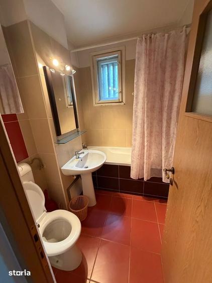 Apartament cu 4 camere în Militari