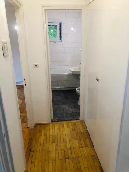 Vand apartament cu 2 camere Rovine - 10