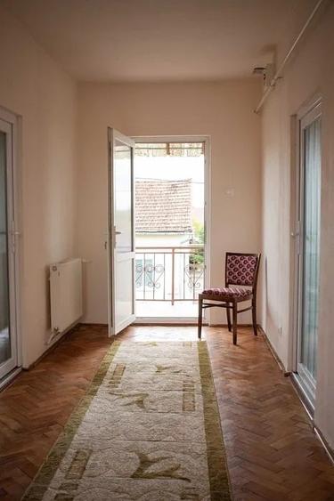 Casă spațioasă cu 6 camere și teren generos de vânzare în Buziaș- 732 - 4