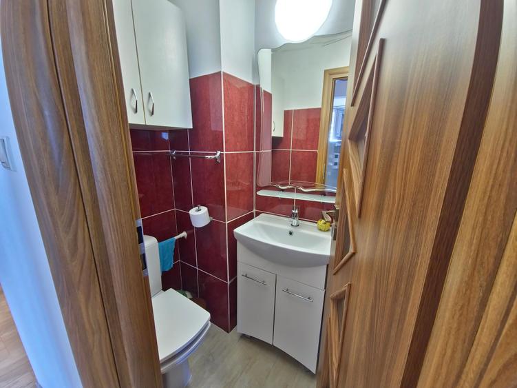 Vedere la mare Faleza Nord 3 camere mobilat utilat loc de parcare termen lung - 13