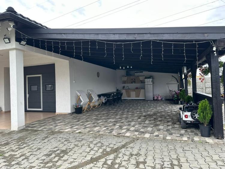 Oferta de vanzare casa deosebita, 215 mp,238000 euro Mihai Viteazu - 13