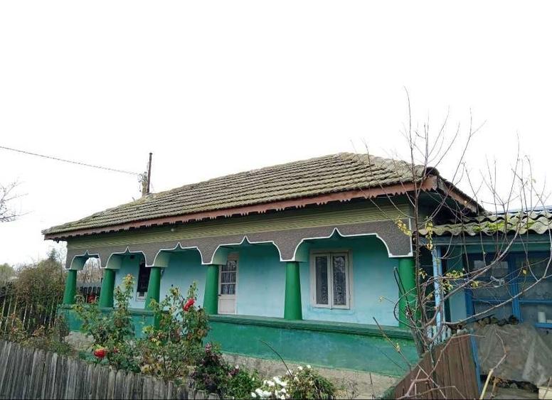 Casa traditionala si teren generos Facaeni, Ialomita - 5