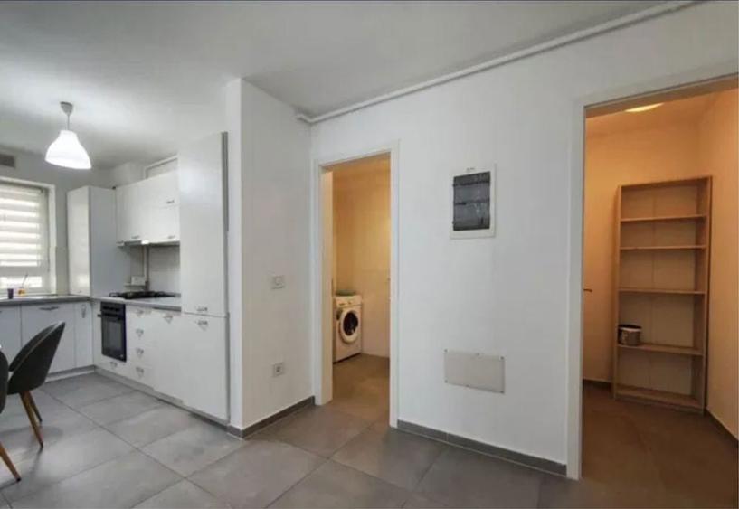 Inchiriez apartament kasper Coresi - 2