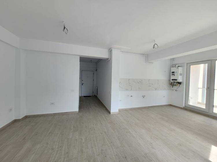 COMISION 0! SUPER PRET - STUDIO  FINALIZAT 45.80 MP - ACCES PISCINA - 67900 E - 2