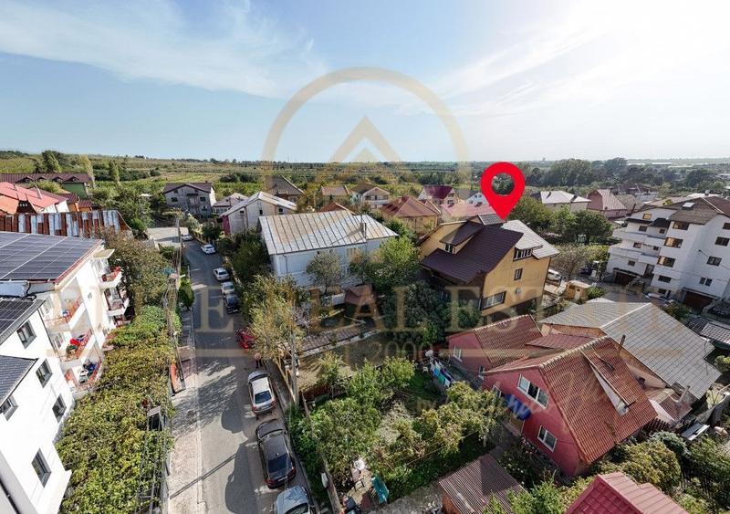 AGIGEA - Casa D+P+1E+M pe un teren de 631 mp cu deschidere la 2 străzi. - 38