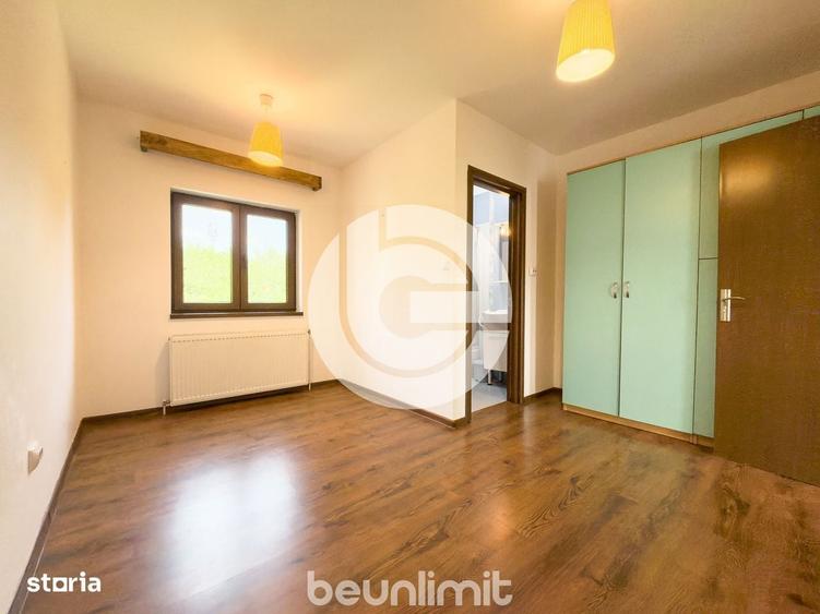 Casă cu 4 camere decomandat în Trei Stejari