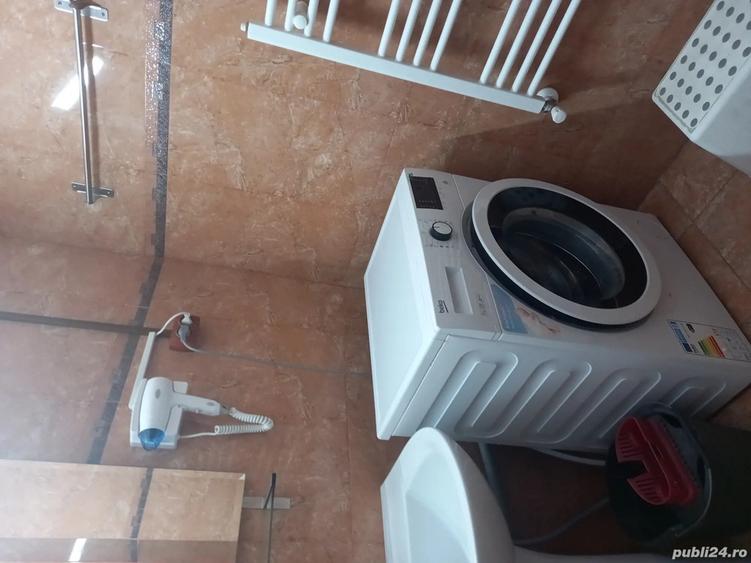 Inchiriez apartament 2 camere cu 2 bai, 72 mp - 2