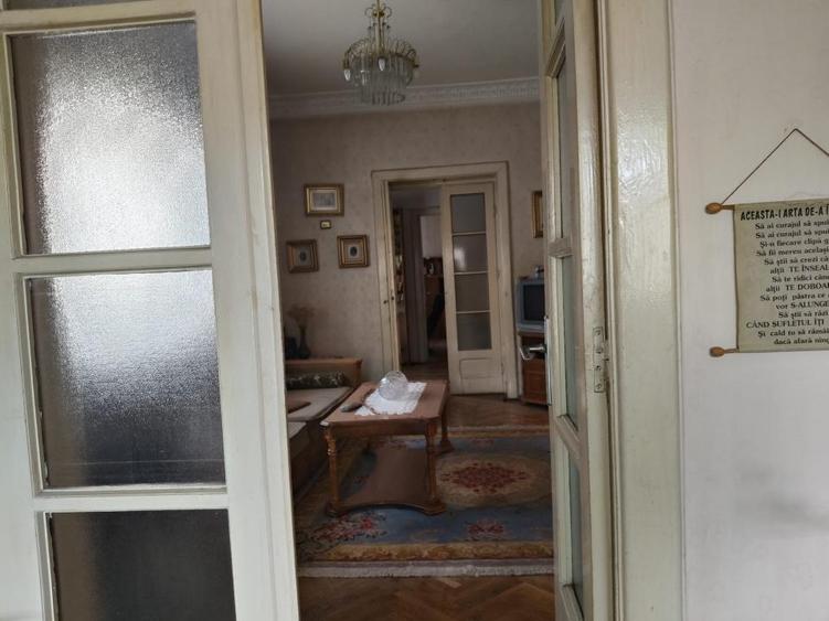 Ultracentral Teatru M.Filotti 8cam=269mp utili Teren=577mp - 21