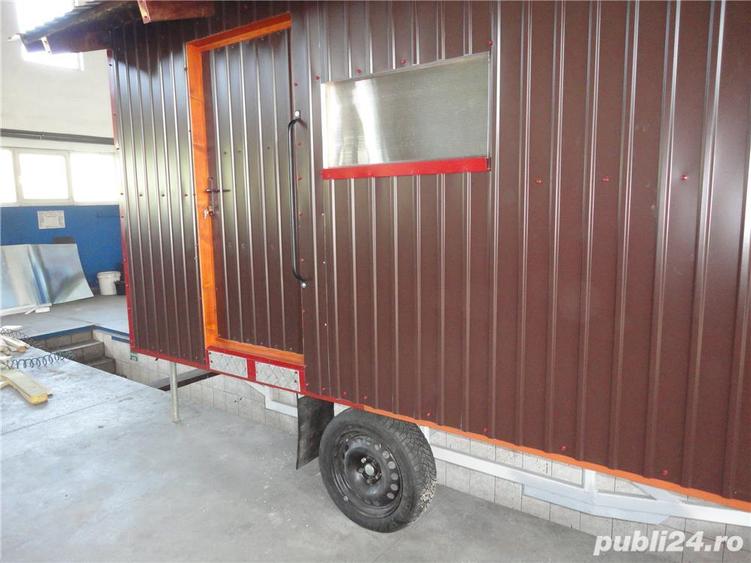 Casa pe roti, cabana pe roti, casuta tractabila, ghereta de poarta. - 10