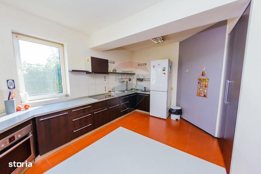 Casa pentru locuit, zona lini?tita, la cateva minute de ora? - 3