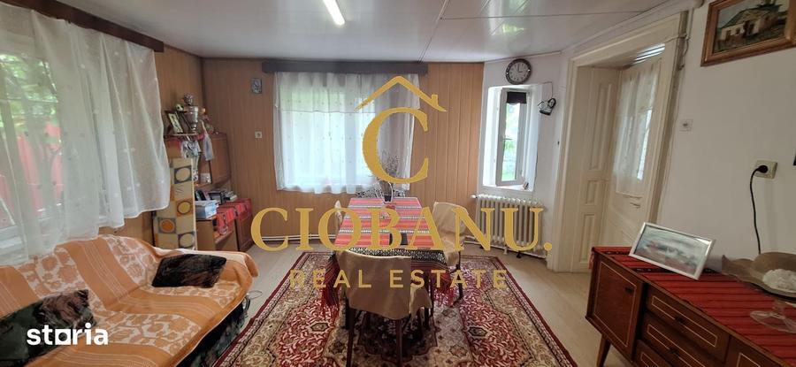 Casă cu 4 camere cu Teren 1760 Mp în Popoveni