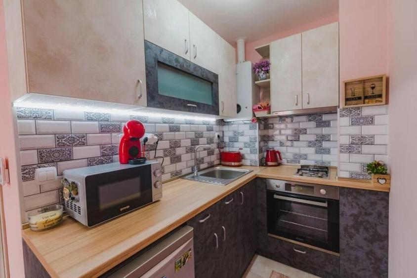 Apartament cu 2 camere decomandat în Crângași